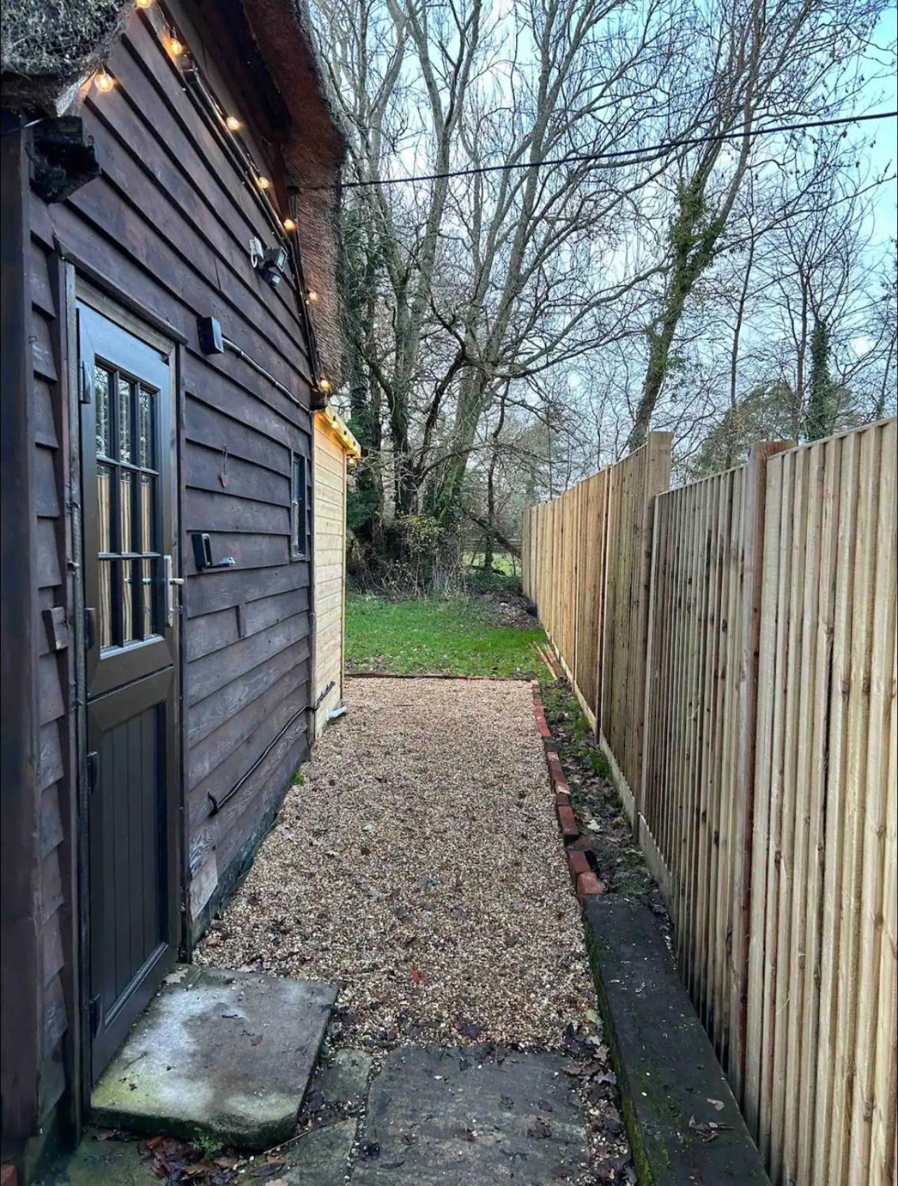 Cozy Cottage With Hot Tub! Cadnam Luaran gambar